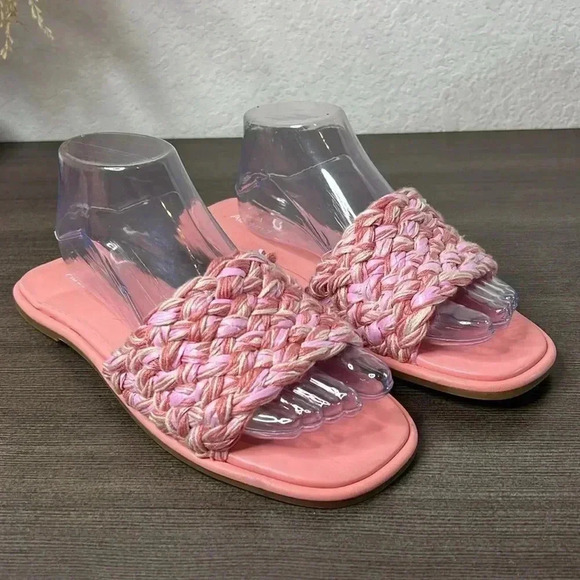 Abound Allyn Woven Sandal In Pink
Ombre Size 10 - Picture 3 of 8